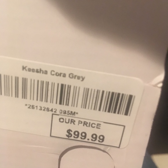 Clarks - Picture 4 of 5